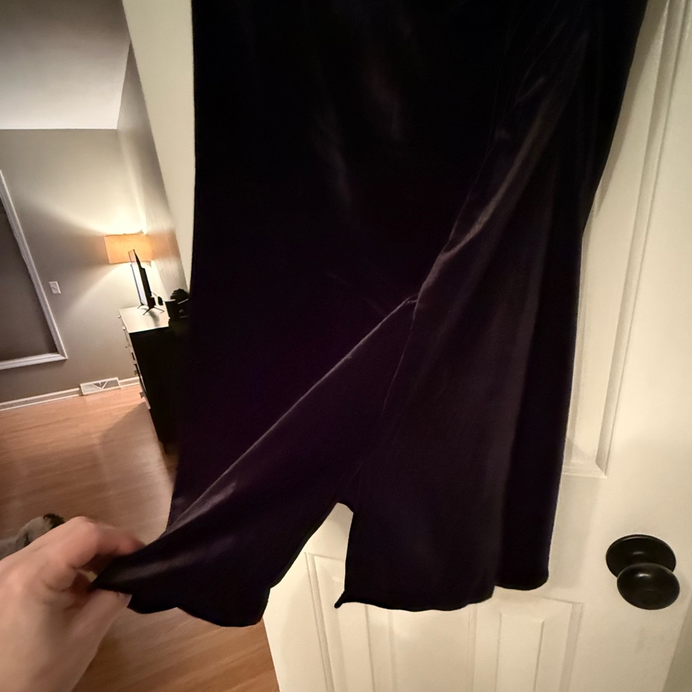 Old Navy Off-the-Shoulder Ruched Velvet Mini Dress Black Size XL NWT party - Picture 6 of 9